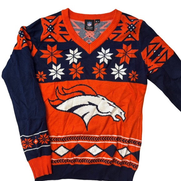 NFL Team Apparel Denver Broncos Ugly Christmas Sweater V Neck Pullover Knit‎ M - Picture 1 of 6